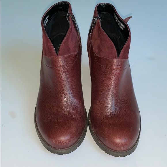 clarks women's mission parker chelsea boot